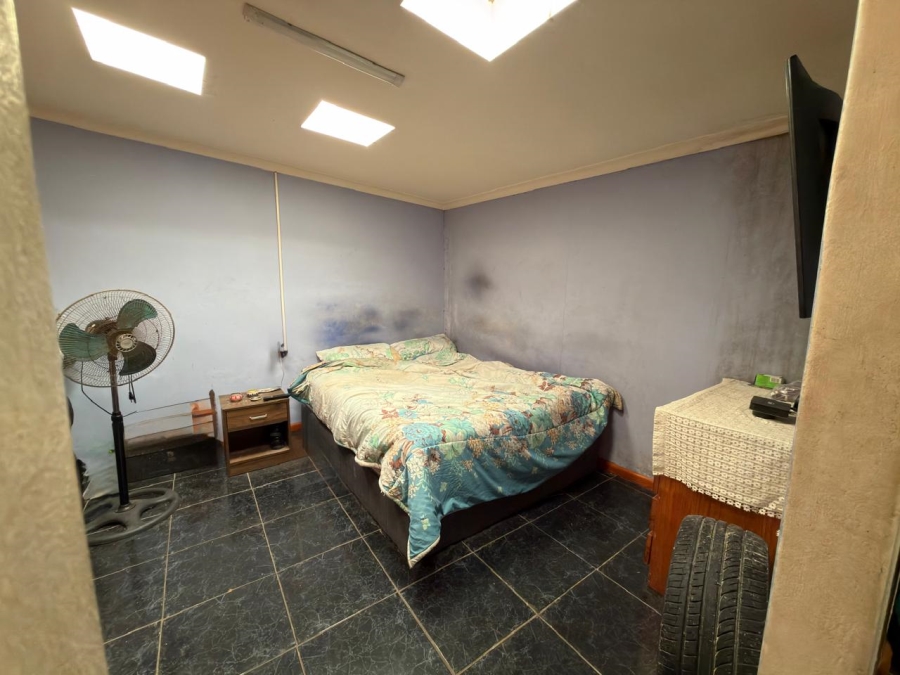 2 Bedroom Property for Sale in Delft Western Cape